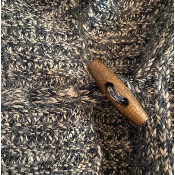 Cozy Fall Sweater with Wooden Toggles - Picture 3 of 7
